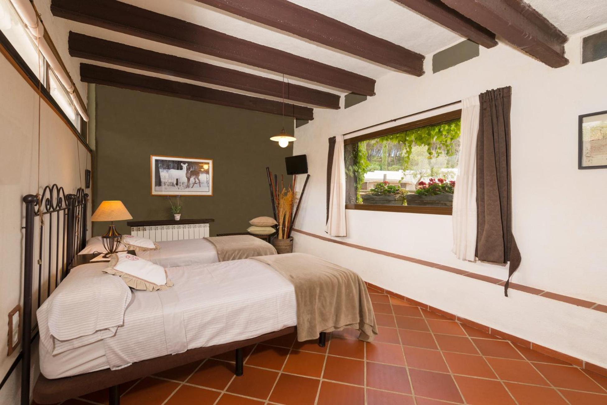Comarquinal Bioresort Penedes San Quintín de Mediona Zimmer foto